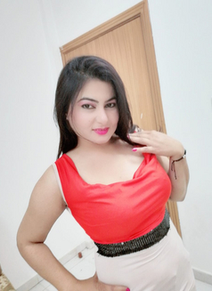 White Indian Girl - escort in Muscat Photo 9 of 9