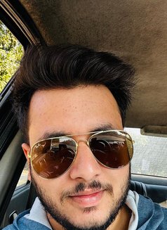 White Knight - Male escort in Mumbai Photo 4 of 4