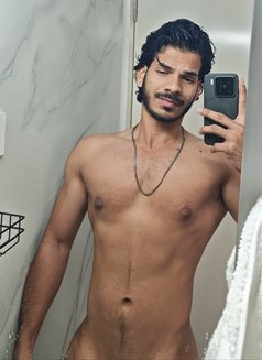 White Wolf - Male adult performer in Mumbai Photo 7 of 7