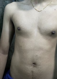 Whiteboy99 - Male escort in Colombo Photo 2 of 2