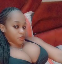 Whitney woods - escort in New Delhi