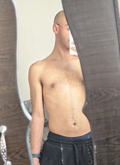 Who - Male escort in Al Manama Photo 1 of 2