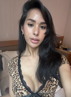 MISS ME? PARTY? - Transsexual escort in Hong Kong Photo 24 of 26