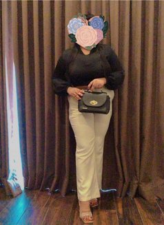 Widushi - escort in Colombo Photo 17 of 21