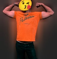 Wifes Bull - Male escort in New Delhi