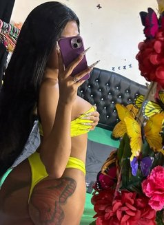 Wika Ts - Acompañantes transexual in Bali Photo 2 of 5