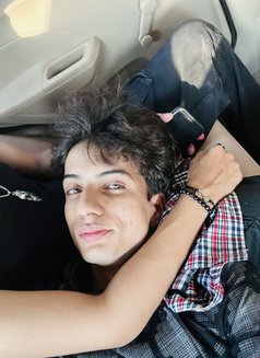 Wilbert - Acompañantes masculino in Bangalore Photo 3 of 4
