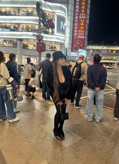 Wild Abby ( CAN DO ANAL ) Leaving Soon - puta in Taichung Photo 26 of 26