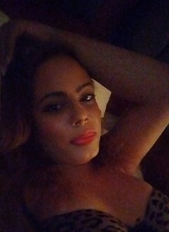 PlayfulLiora - puta in Tel Aviv Photo 4 of 4