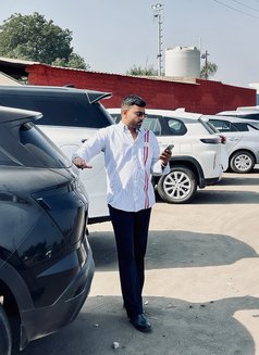 Wild Man - Male escort in Dubai Photo 1 of 3