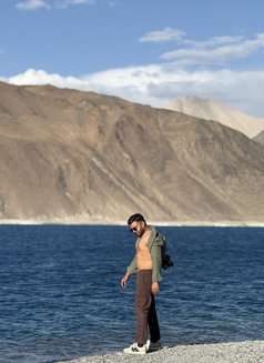 Wild Man - Male escort in Dubai Photo 3 of 3