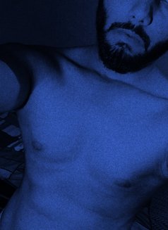 Wild Man - Acompañantes masculino in Dubai Photo 4 of 5