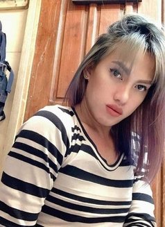 Wild Maxine - Acompañantes transexual in Makati City Photo 12 of 12