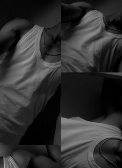 Wild Passionate With 7. 5 Inch, Prince - Male escort in Ahmedabad Photo 3 of 5