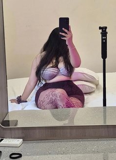Wild Peony3 - Transsexual escort in Mumbai Photo 6 of 9