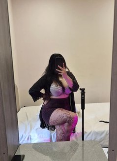 Wild Peony3 - Transsexual escort in Mumbai Photo 9 of 9