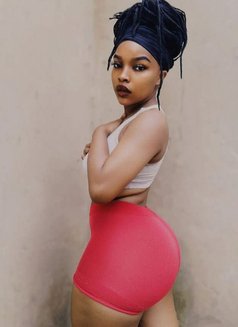 Wild EBONY From Zirakpur - escort in Chandigarh Photo 1 of 2
