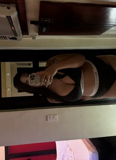 Wild versatile alisha - Acompañantes transexual in Kuala Lumpur Photo 7 of 7