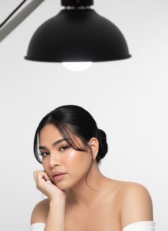 Wildest Paige - Transsexual escort in Manila Photo 3 of 3