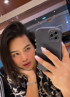 Wildest Paige - Transsexual escort in Manila Photo 6 of 7