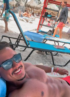 Will Basaglia - Male escort in Singapore Photo 1 of 6