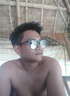 William - Male escort in Manila Photo 1 of 1