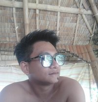 William - Male escort in Manila