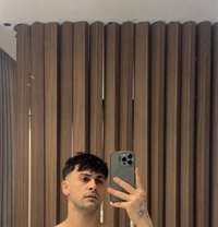William - Male escort in İstanbul