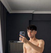 William - Male escort in İstanbul