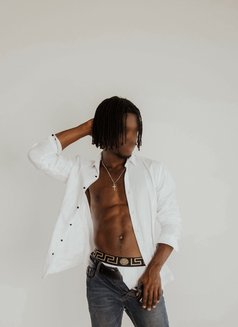 William - Acompañantes masculino in Cape Town Photo 2 of 5