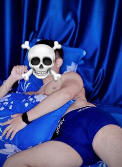 William Herry - Male adult performer in Kathmandu Photo 1 of 2