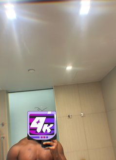 William - Acompañantes masculino in Dubai Photo 5 of 8
