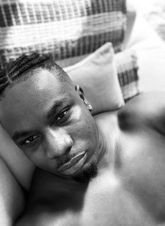 William Jclark - Male escort in Dubai Photo 1 of 3