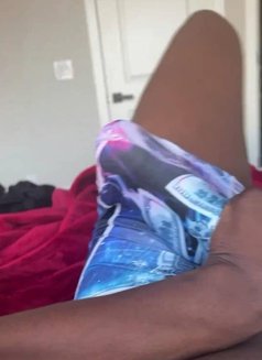 Williams - Male escort in Al Manama Photo 2 of 2