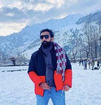 Williamson - Male escort in Chandigarh
