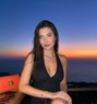 Willow - escort in Dubai Photo 1 of 6