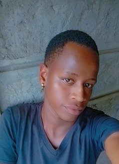 Wills - Male escort in Nairobi Photo 6 of 7