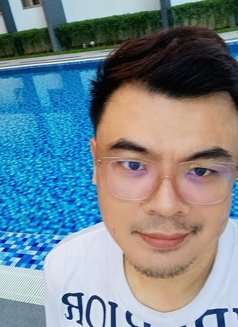 Willy Thailand - Male escort in Riyadh Photo 3 of 6