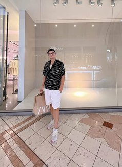 Willy Thailand - Male escort in Riyadh Photo 5 of 6