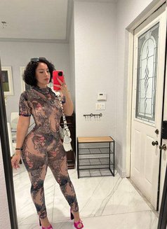 Wilma - escort in Kuwait Photo 4 of 6