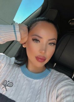 Wilma - Male escort in Sydney Photo 5 of 7