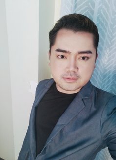GINO - Male escort in Cebu City Photo 3 of 4