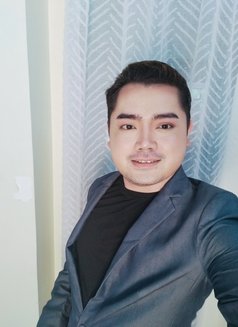 GINO - Male escort in Cebu City Photo 4 of 4