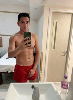 Win-Thai - Male escort in Hong Kong Photo 1 of 2