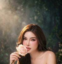 Wine supermodel VIP - puta in Bangkok Photo 8 of 21