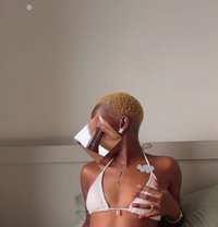 Winkylips - escort in Bangkok