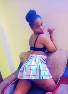 Winne - puta in New Delhi Photo 1 of 7