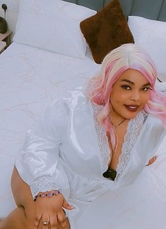 Winnie - escort in Riyadh Photo 3 of 4