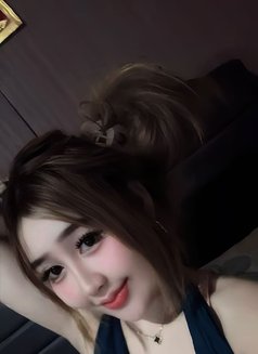 Winny Cute Girls - puta in Bali Photo 7 of 8
