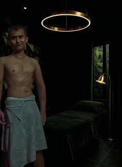 Winny Sex Service - Male escort in Phuket Photo 5 of 13